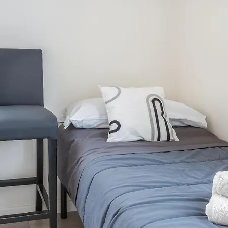 Urban Comfort Near Ferrari Museum & Railway Modena