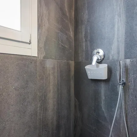 Urban Comfort Near Ferrari Museum & Railway Apartamento Modena