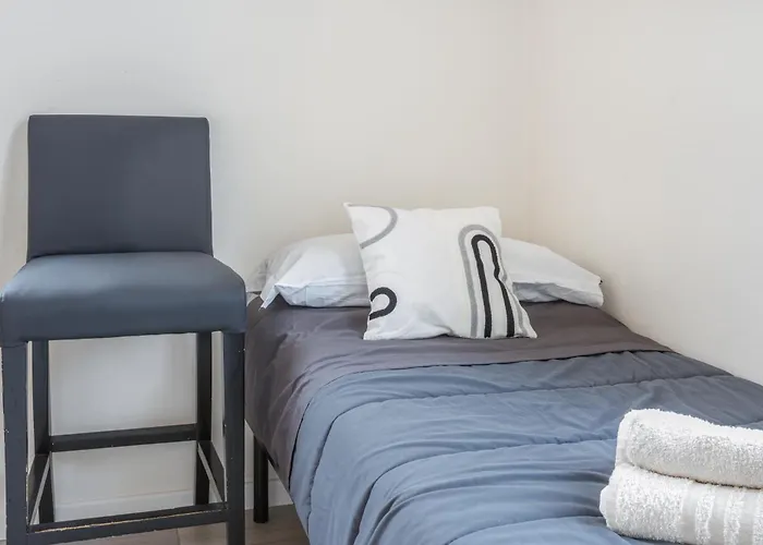 Urban Comfort Near Ferrari Museum & Railway مودينا